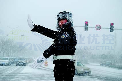 圖6 協(xié)警現(xiàn)場指揮