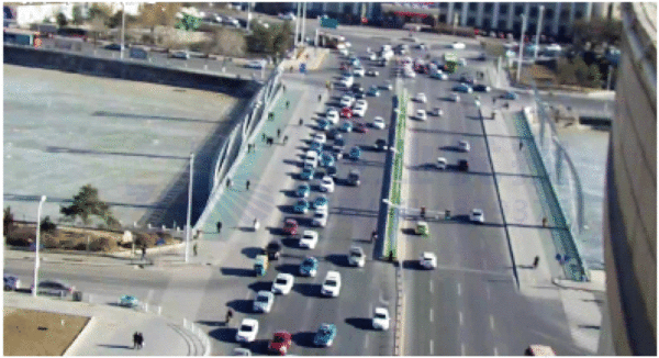 圖10 北大路-西大街路口東進(jìn)口溢出高空監(jiān)控畫面