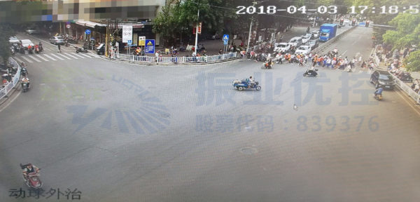 圖5 優(yōu)化前北進口行人過街情況