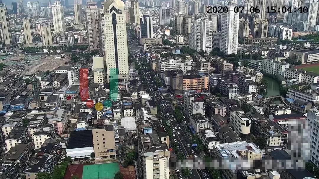 圖10 路段平峰優(yōu)化前運(yùn)行情況（車輛分布密集）