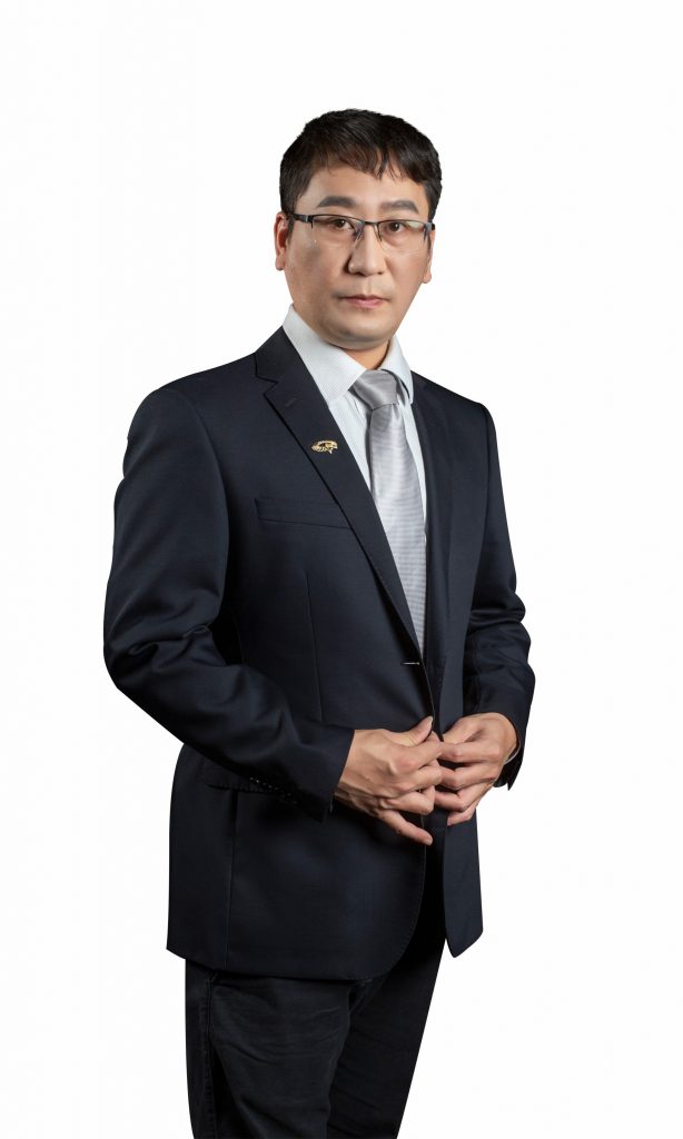 點評專家——洪波