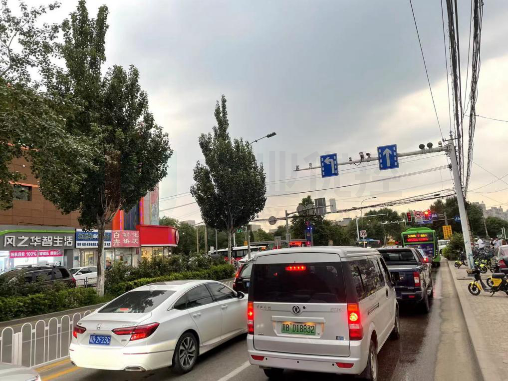 圖6 安裝車道指示牌