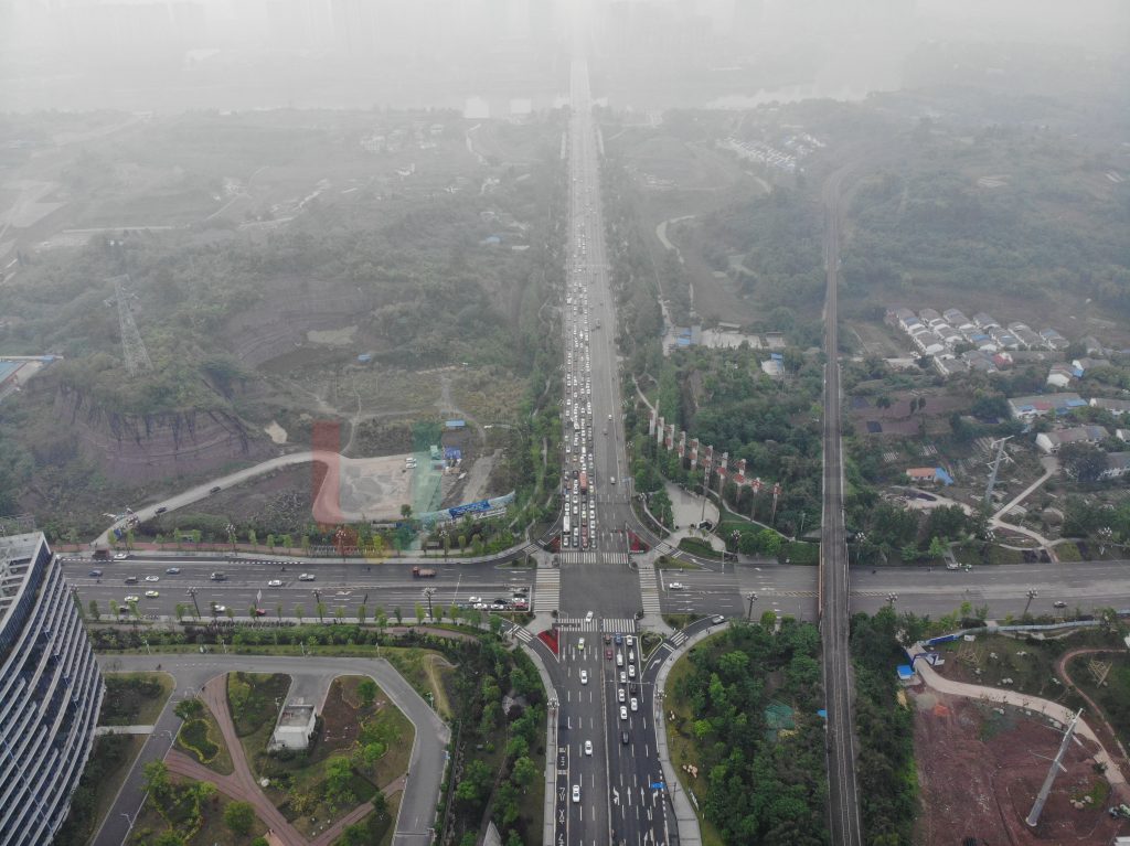 圖6 東進口優(yōu)化前后對比