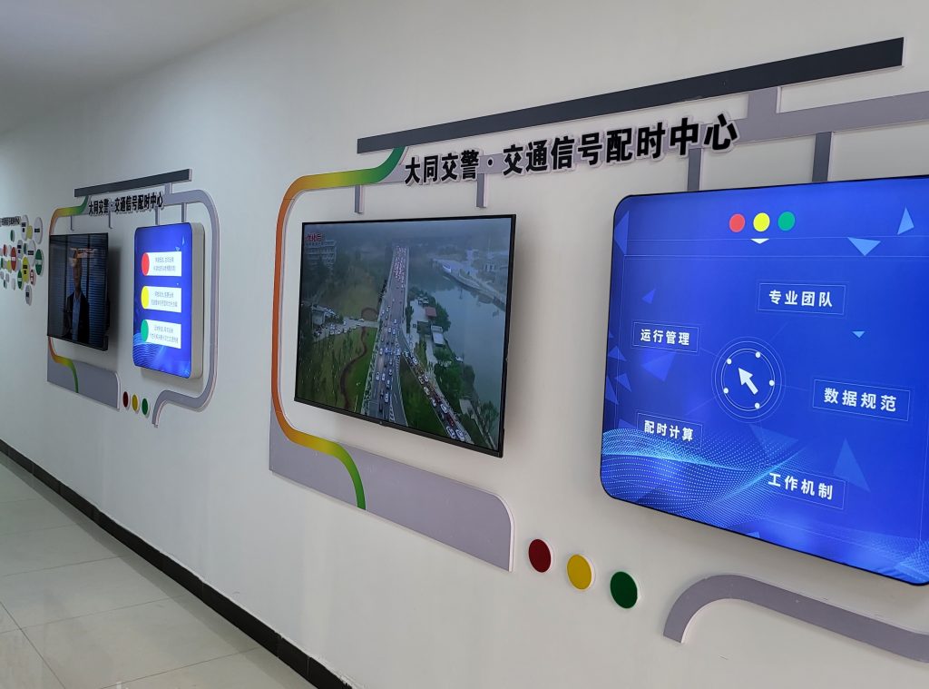 配時(shí)中心文化長(zhǎng)廊