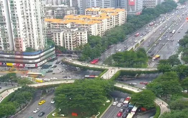 圖片9 廣州大道-五羊新城路口優(yōu)化前