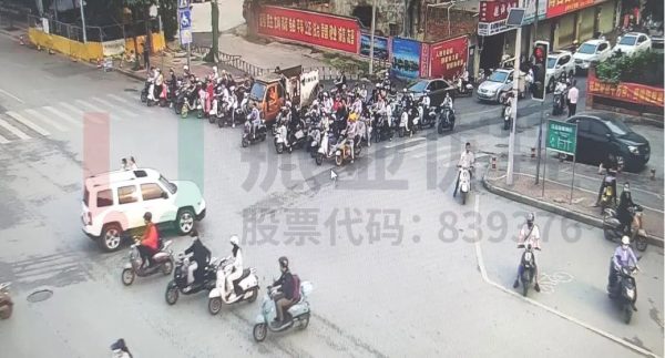 圖片5 東葛路-茅橋路路口優(yōu)化前